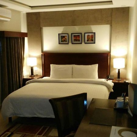 Hotel One Super, Ισλαμαμπάντ Εξωτερικό φωτογραφία