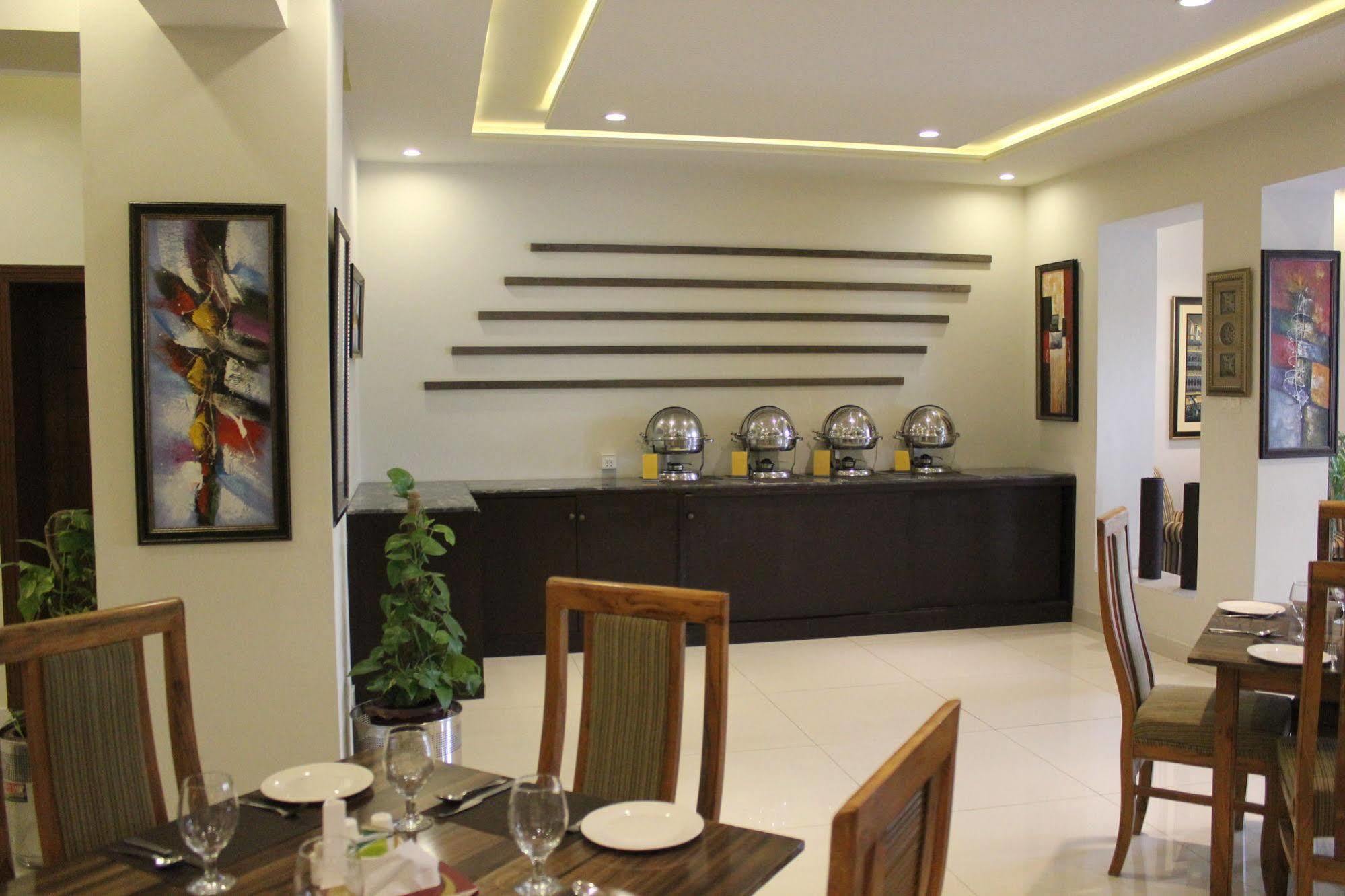 Hotel One Super, Ισλαμαμπάντ Εξωτερικό φωτογραφία